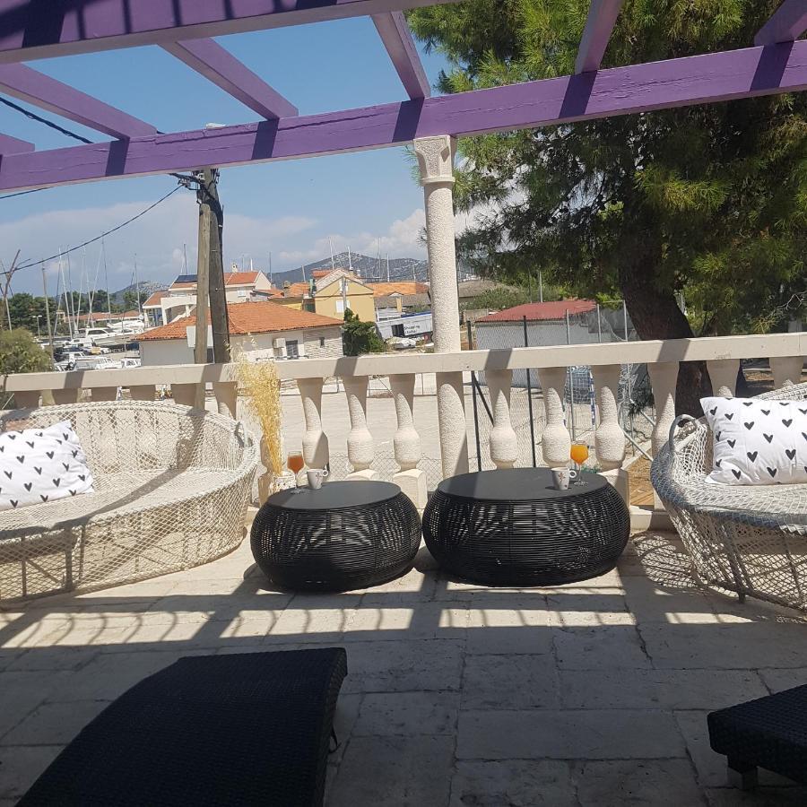 Jardin Kapetanova Kuca Apartment Veli Iz Bagian luar foto