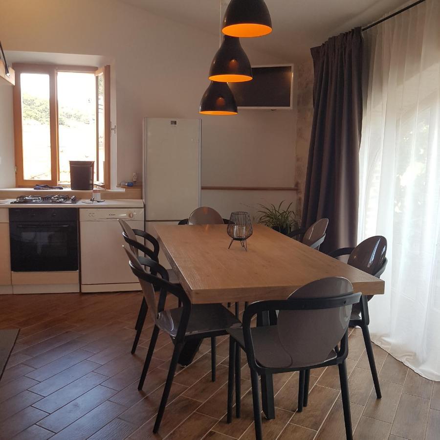 Jardin Kapetanova Kuca Apartment Veli Iz Bagian luar foto