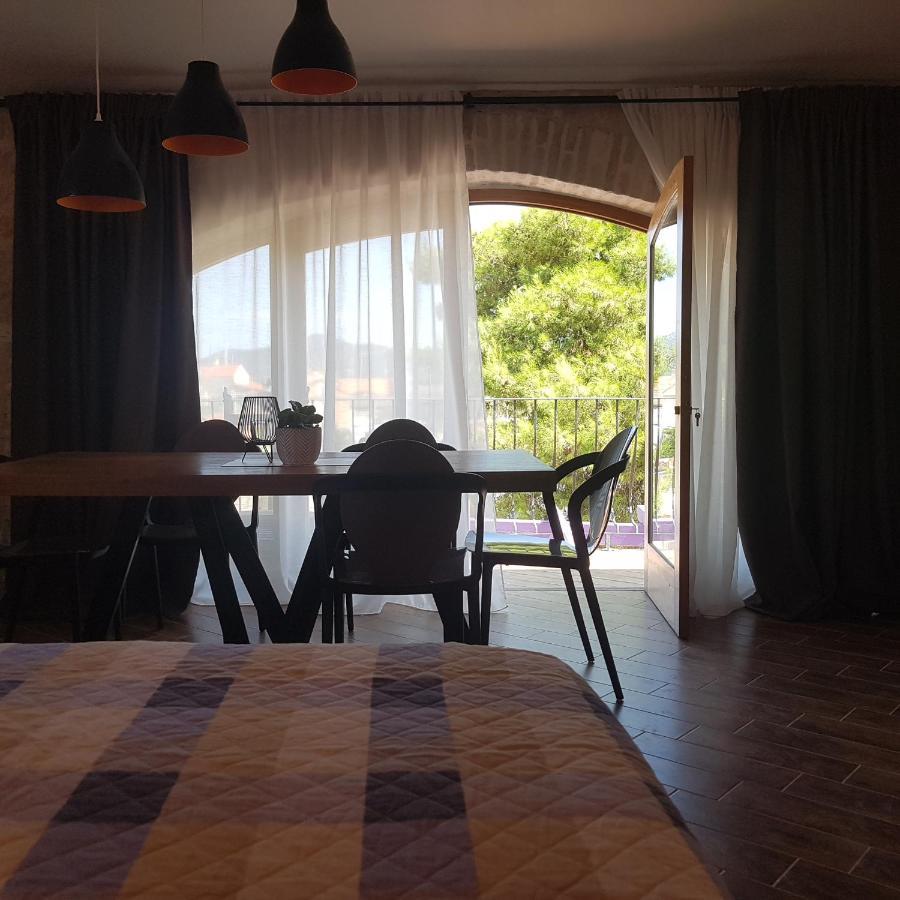 Jardin Kapetanova Kuca Apartment Veli Iz Bagian luar foto