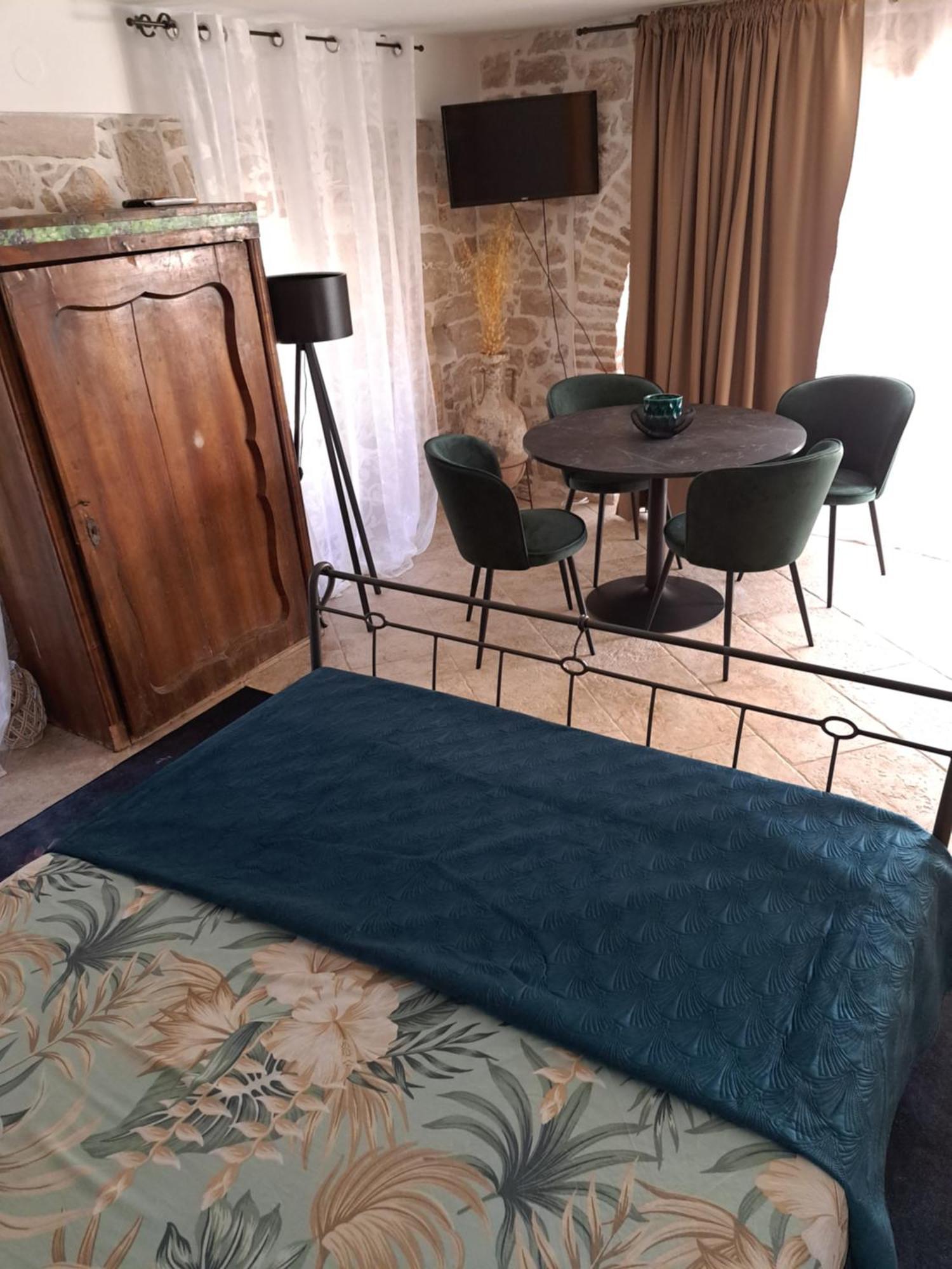 Jardin Kapetanova Kuca Apartment Veli Iz Bagian luar foto